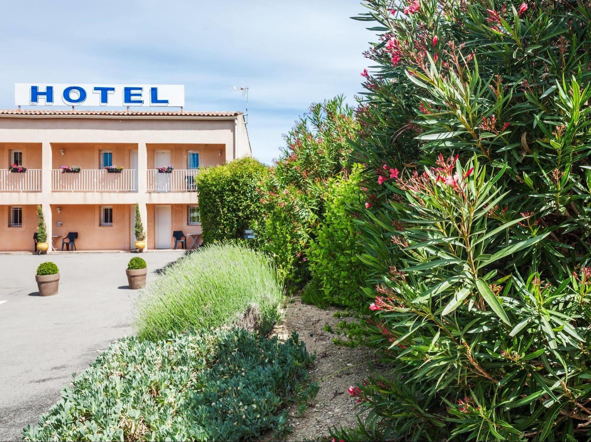 Hotel Le Grand Jardin Aujargues Exterior foto